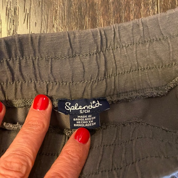 Splendid Camo Joggers - Picture 4 of 4